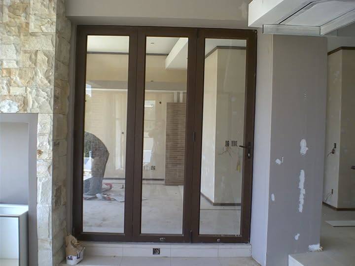 Interior aluminium doors and glazing in a new build